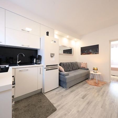 Apartment Mini ซาดาร์ ภายนอก รูปภาพ